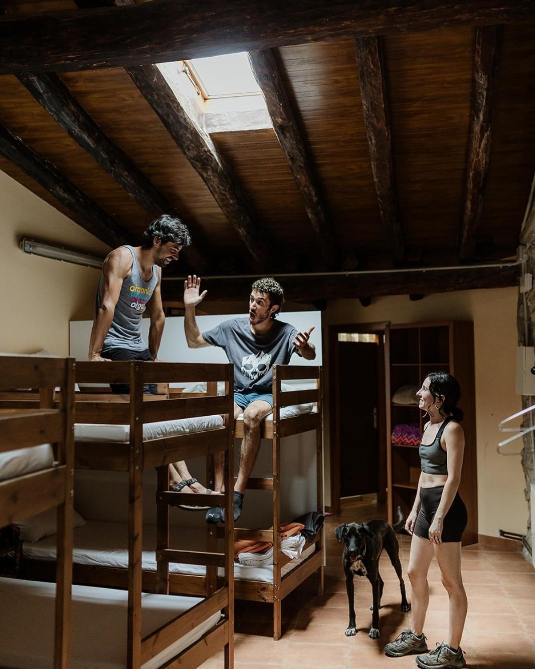El Refugi Hostel Arboli Buitenkant foto